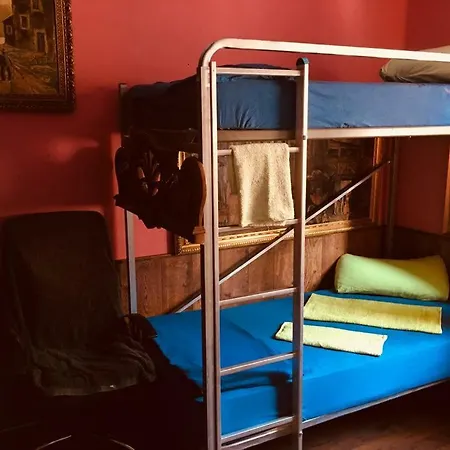 Single 200m From The Sea Privat bolig *