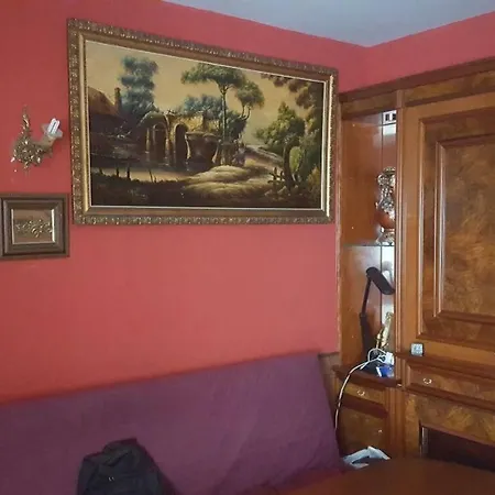 Single 200m From The Sea